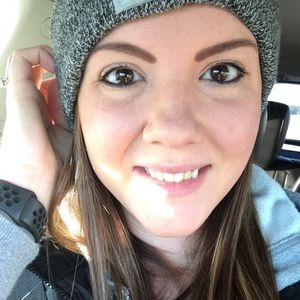 Meet your Posher, Ahna!